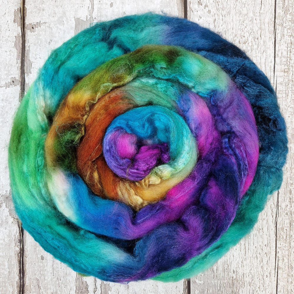 
            
                Load image into Gallery viewer, Bluefaced Leicester and tussah silk wool top - Hand dyed - 100g (3.5oz) - PUDDLE
            
        