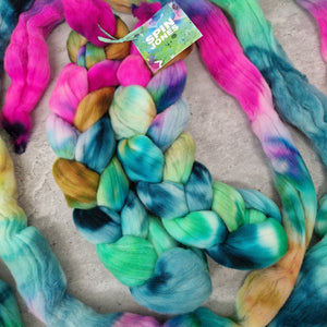 Rambouillet wool - Hand dyed - 100g (3.5oz) - PUDDLE