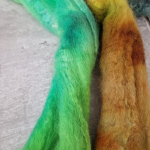 Bluefaced Leicester and tussah silk wool top - Hand dyed - 100g (3.5oz) - GREEN SCRUB TANAGER