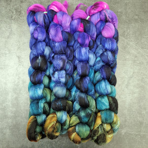 Merino and tussah silk wool top - Hand dyed - 100g (3.5oz) - MIDNIGHT GARDEN