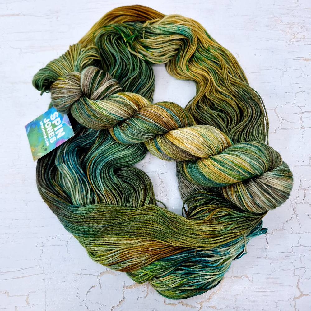 Hand dyed SW Merino wool - 4ply fingering 100g 400m OOAK TURBURY