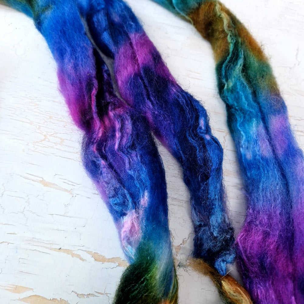 Shetland wool & tussah silk top - Hand dyed braids - 100g (3.5oz) - BLUEBERRIES