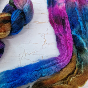 BLUEBERRIES - Bluefaced Leicester & tussah silk wool top combo - Hand dyed spinning wool - 100g (3.5oz)