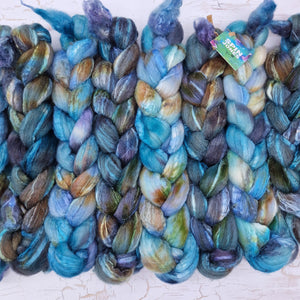 BREEZIN' (LEFTOVERS) - Bluefaced Leicester & tussah silk wool top combo - white and brown - Hand dyed braids - 100g (3.5oz)