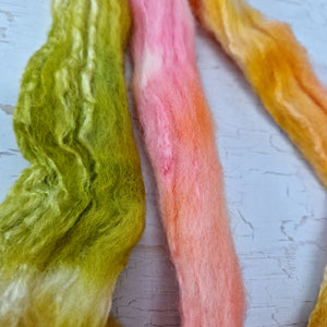 Shetland wool & tussah silk top - Hand dyed braids - 100g (3.5oz) - RHUBARB