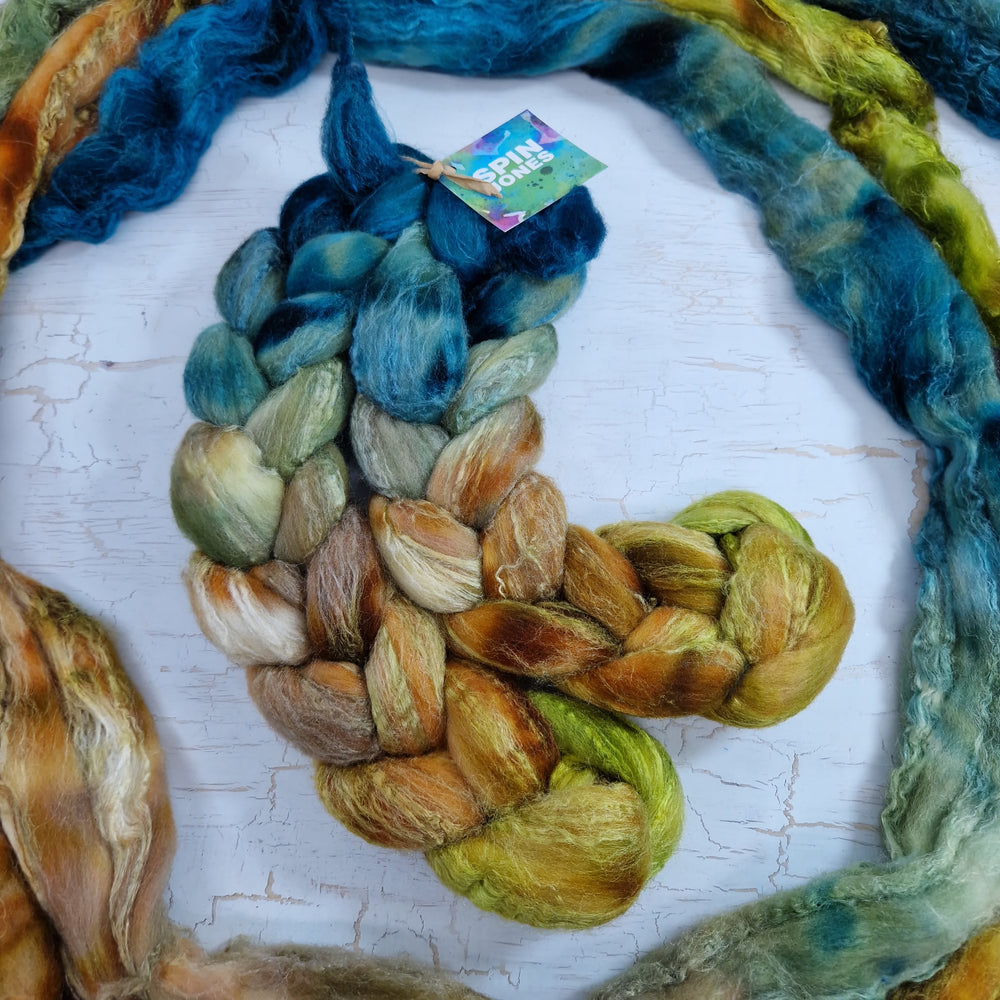 Merino and tussah silk wool top - Hand dyed - 100g (3.5oz) - TIDEWRACK