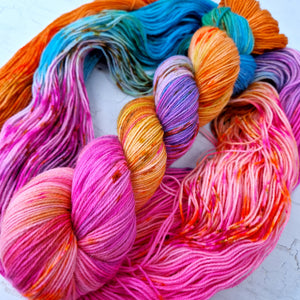 Hand dyed SW Bluefaced Leicester wool - 4ply fingering 100g 400m OOAK LEFTOVERS