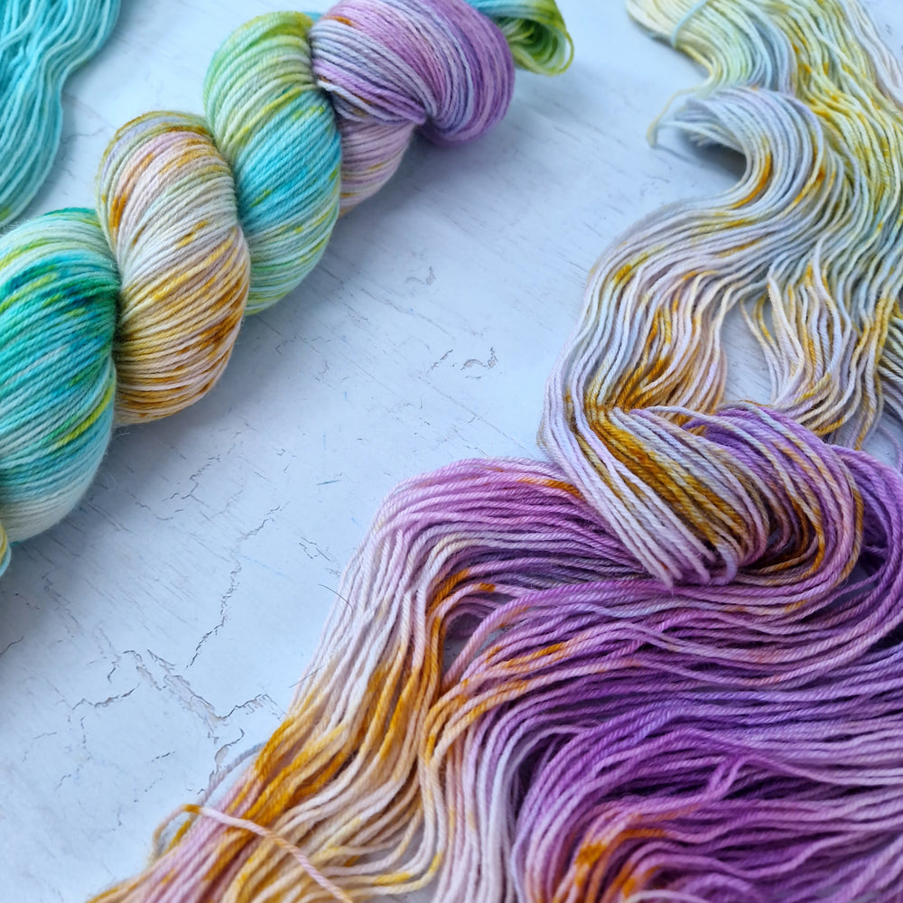 Hand dyed SW Bluefaced Leicester wool - 4ply fingering 100g 400m OOAK LEFTOVERS
