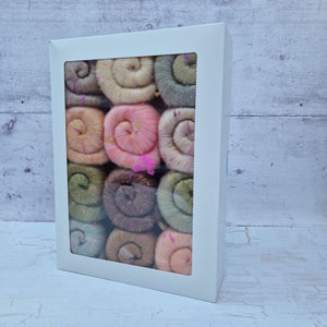 Seashell - Mini Batt Selection - 12 x 25g (12 x 0.88oz) Cupcake Box