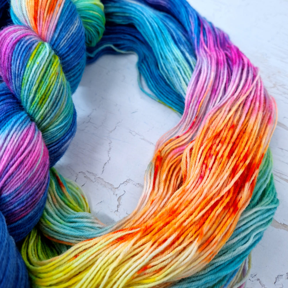 Hand dyed SW Bluefaced Leicester sock yarn - 4ply fingering 100g 400m SURF CITY