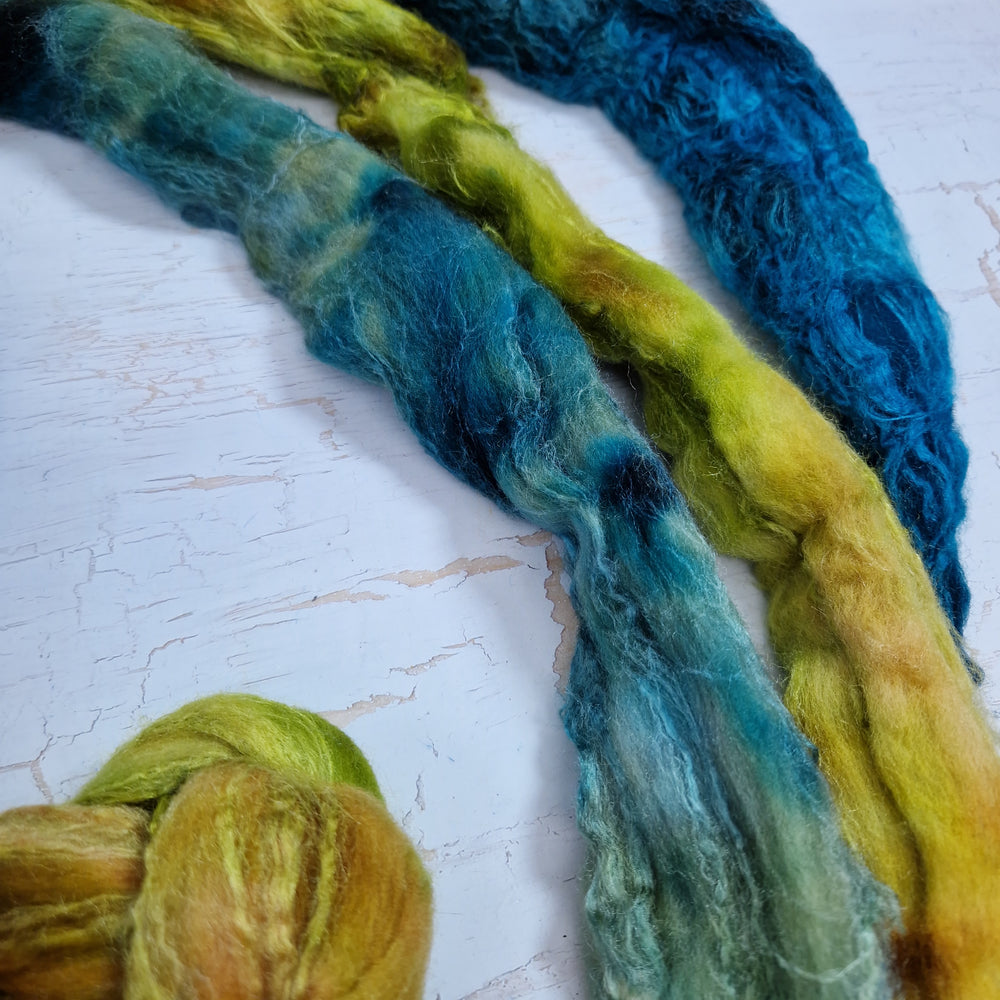Merino and tussah silk wool top - Hand dyed - 100g (3.5oz) - TIDEWRACK