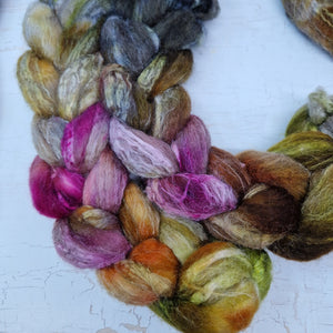 SEPTEMBER - Bluefaced Leicester & tussah silk wool top combo - Hand dyed spinning wool - 100g (3.5oz)
