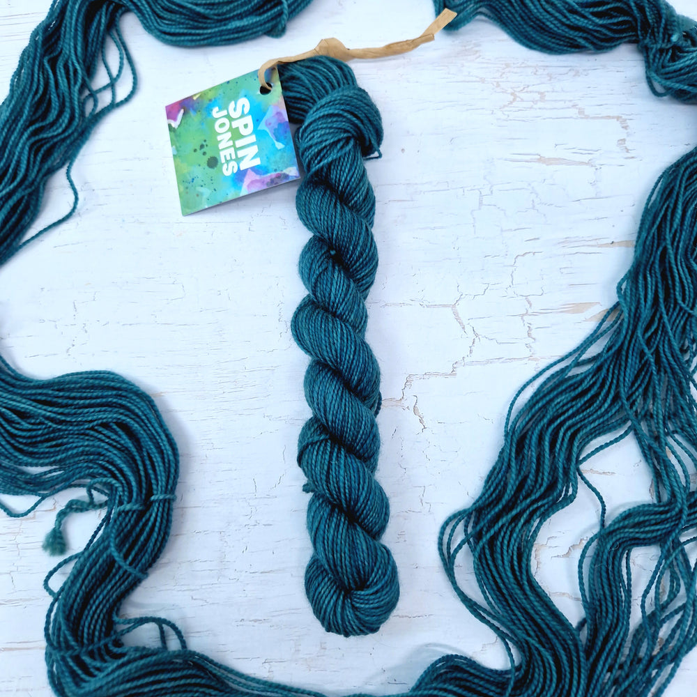 Aquatic & Forest - SOCK YARN DUO - SW Falkland Merino & Nylon sock yarn