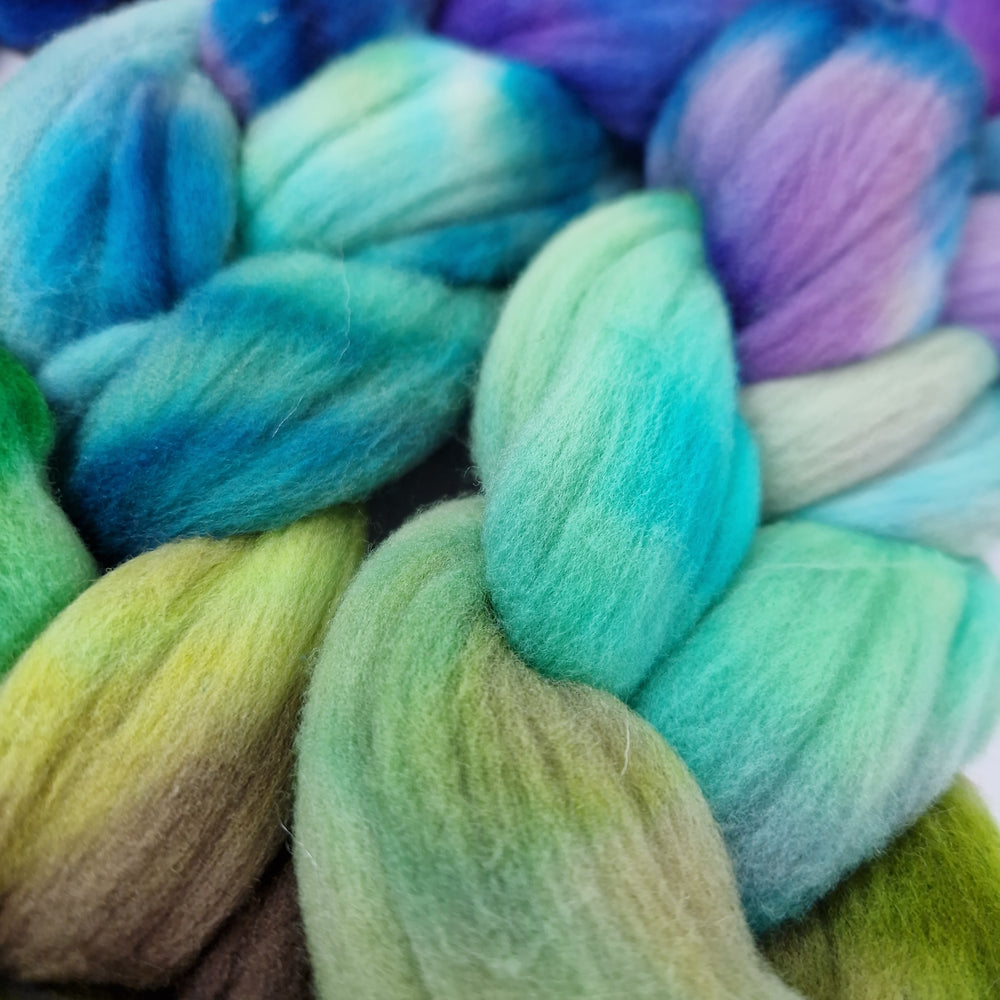 FISH SCALES - Rambouillet wool - 100g (3.5oz)