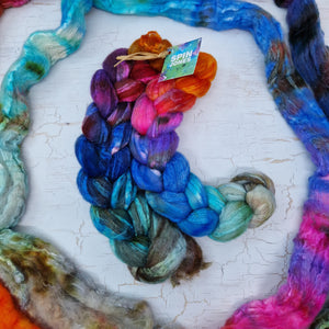 MYSTICAL Bluefaced Leicester & tussah silk wool top combo - white and brown - Hand dyed braids - 100g (3.5oz)