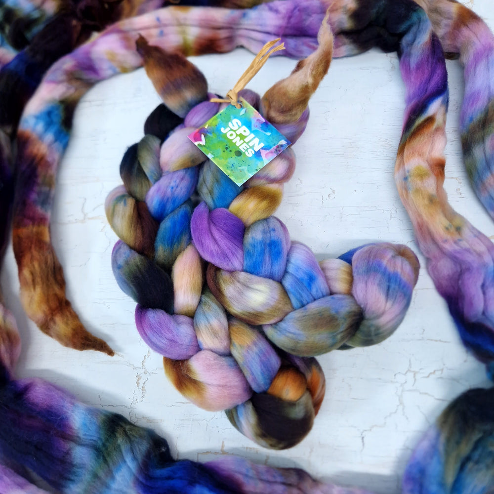 Rambouillet wool - Hand dyed - 100g (3.5oz) - WEATHER THE STORM