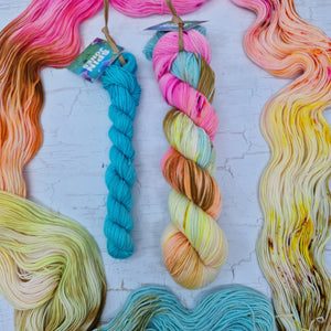 Surf shack & pale aqua - SOCK YARN DUO - SW Falkland Merino & Nylon