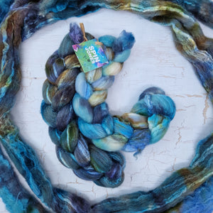 BREEZIN' (LEFTOVERS) - Bluefaced Leicester & tussah silk wool top combo - white and brown - Hand dyed braids - 100g (3.5oz)