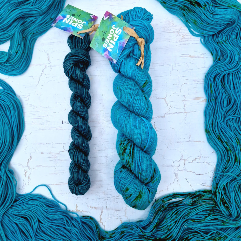 Aquatic & Forest - SOCK YARN DUO - SW Falkland Merino & Nylon sock yarn