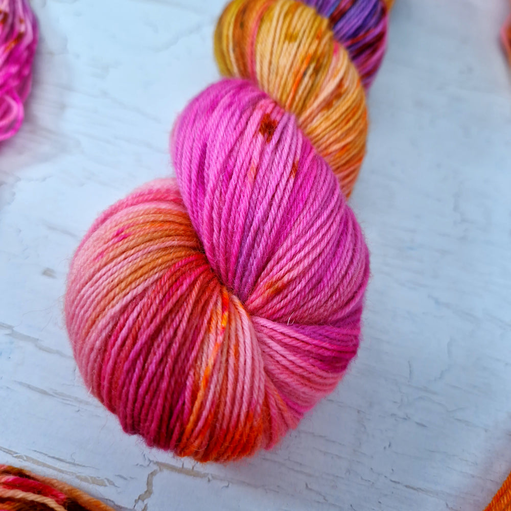 Hand dyed SW Bluefaced Leicester wool - 4ply fingering 100g 400m OOAK LEFTOVERS