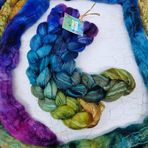 MIDNIGHT GARDEN Bluefaced Leicester & tussah silk wool top combo - white and brown - Hand dyed braids - 100g (3.5oz)