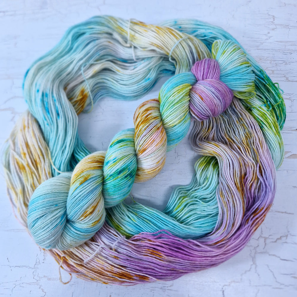 Hand dyed SW Bluefaced Leicester wool - 4ply fingering 100g 400m OOAK LEFTOVERS