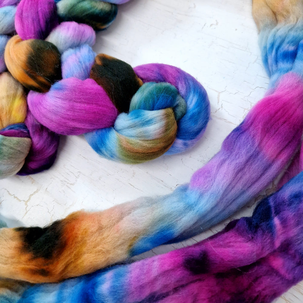 Rambouillet wool - Hand dyed - 100g (3.5oz) - BLUEBERRIES