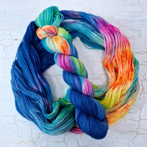 Hand dyed SW Bluefaced Leicester sock yarn - 4ply fingering 100g 400m SURF CITY