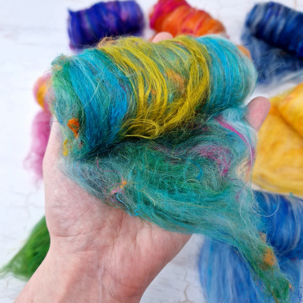 Dinky Batts - 100g 3.5oz - 'Mystery Brights'