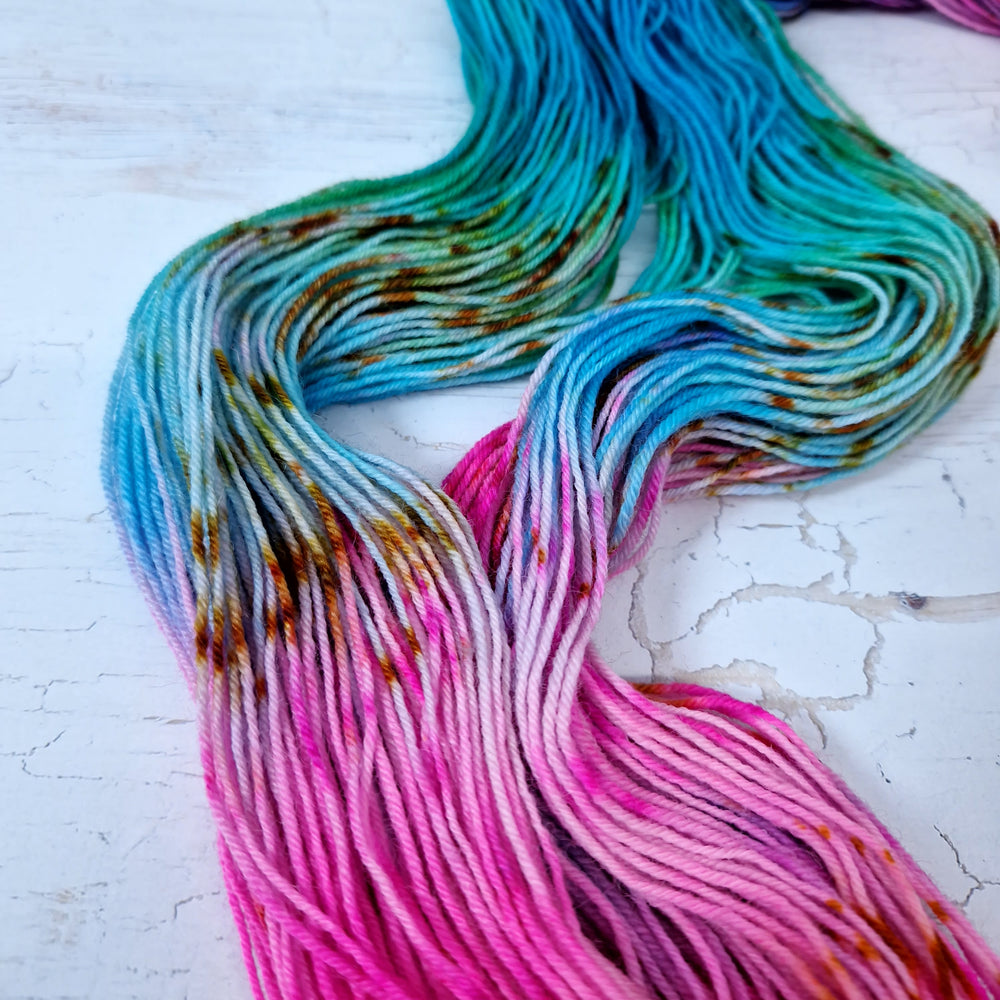 Hand dyed SW Bluefaced Leicester wool - 4ply fingering 100g 400m OOAK LEFTOVERS