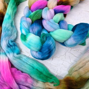 Rambouillet wool - Hand dyed - 100g (3.5oz) - PUDDLE