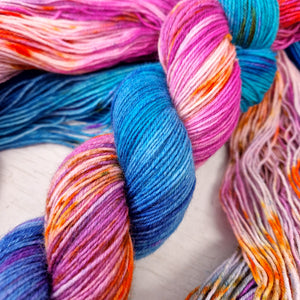 Hand dyed SW Bluefaced Leicester wool - 4ply fingering 100g 400m OOAK LEFTOVERS