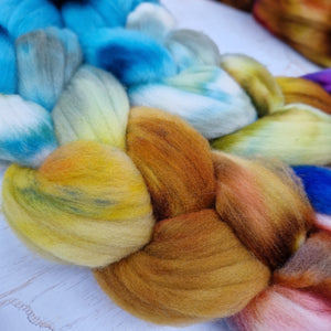 LEFTOVERS - Rambouillet wool - Hand dyed combed wool top -  100g (3.5oz)