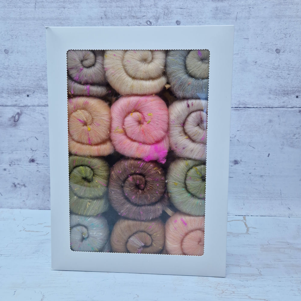 Seashell - Mini Batt Selection - 12 x 25g (12 x 0.88oz) Cupcake Box