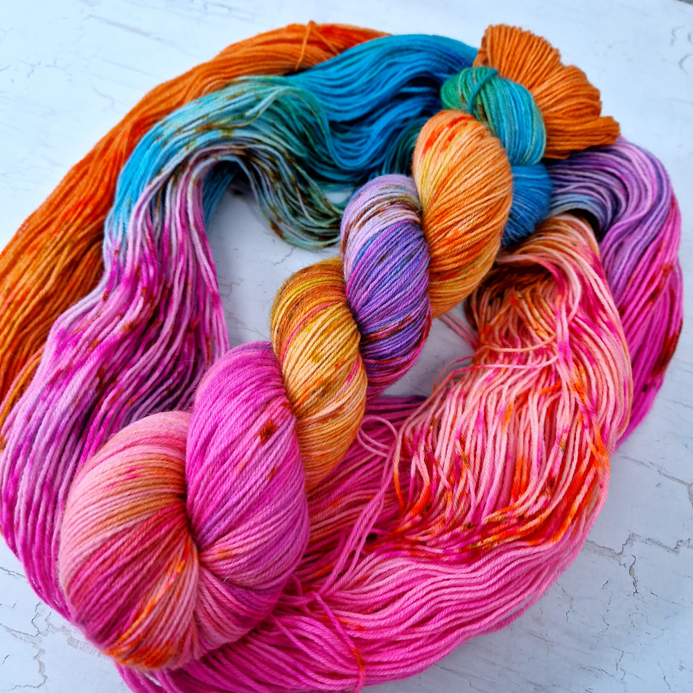 Hand dyed SW Bluefaced Leicester wool - 4ply fingering 100g 400m OOAK LEFTOVERS