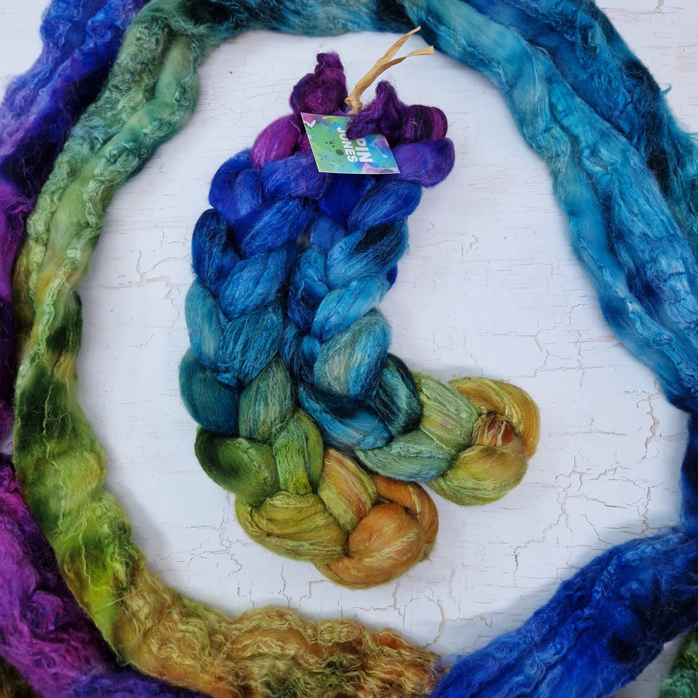 MIDNIGHT GARDEN - Merino wool and Tussah silk - 100g (3.5oz)