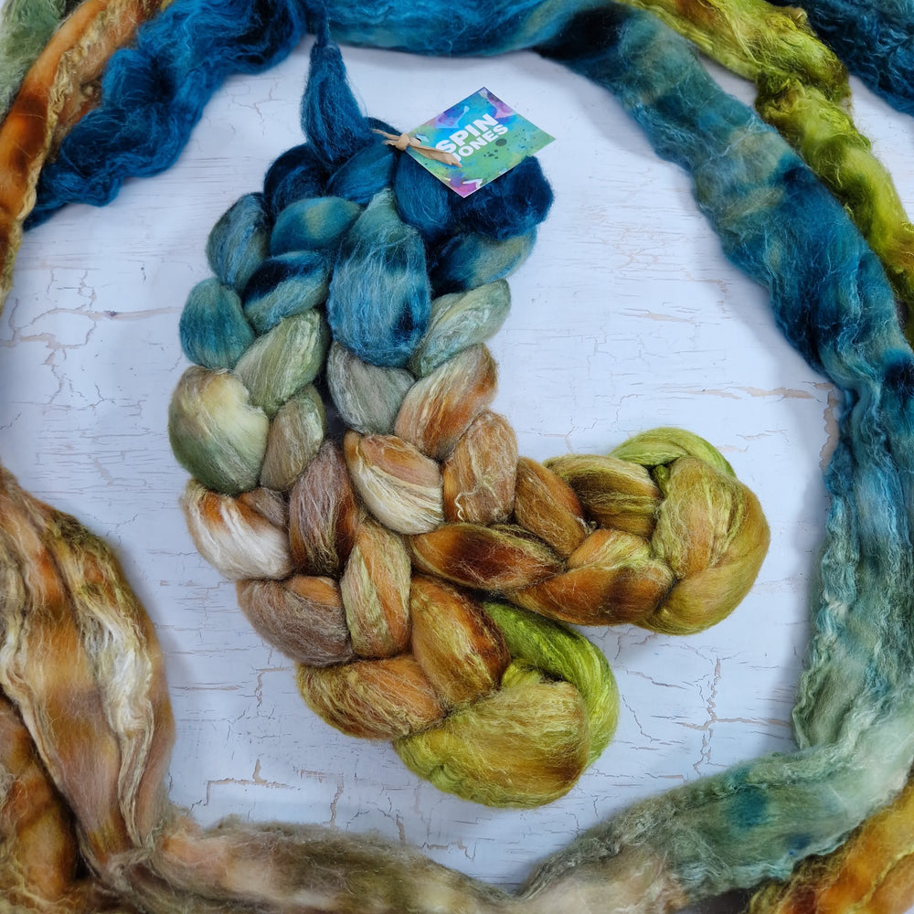 Merino and tussah silk wool top - Hand dyed - 100g (3.5oz) - TIDEWRACK